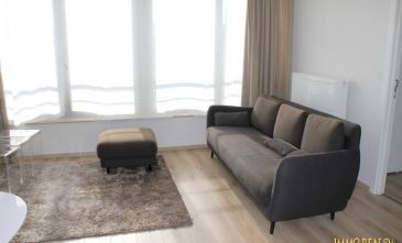 MERODE/MONTGOMERY:Magnifique appartement meublé-1ch