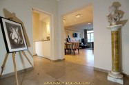 Gallery 01