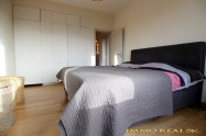 Gallery 01