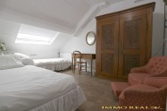 Gallery 01