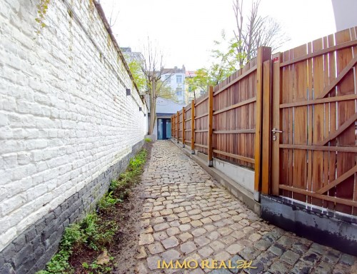 Ambiorix/barrio europeo:espléndido apto nuevo con jardín y zona de dormir