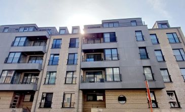 Ecole Européenne/Cora: magnifique appartement 107m², 2 chambres,terrasse+parking