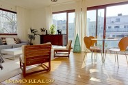 Gallery 01