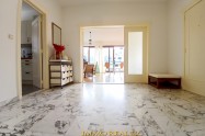 Gallery 01