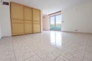 Gallery 01