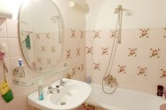 Gallery 01